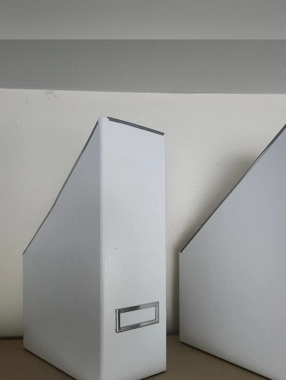 Magazine, Bill's, papers, organization holder. Cardboard, white. Set of 2